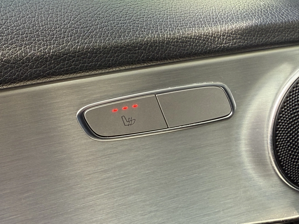 Mercedes-Benz C180 Lim. Avantgarde Autom. AHK Navi LED-SW