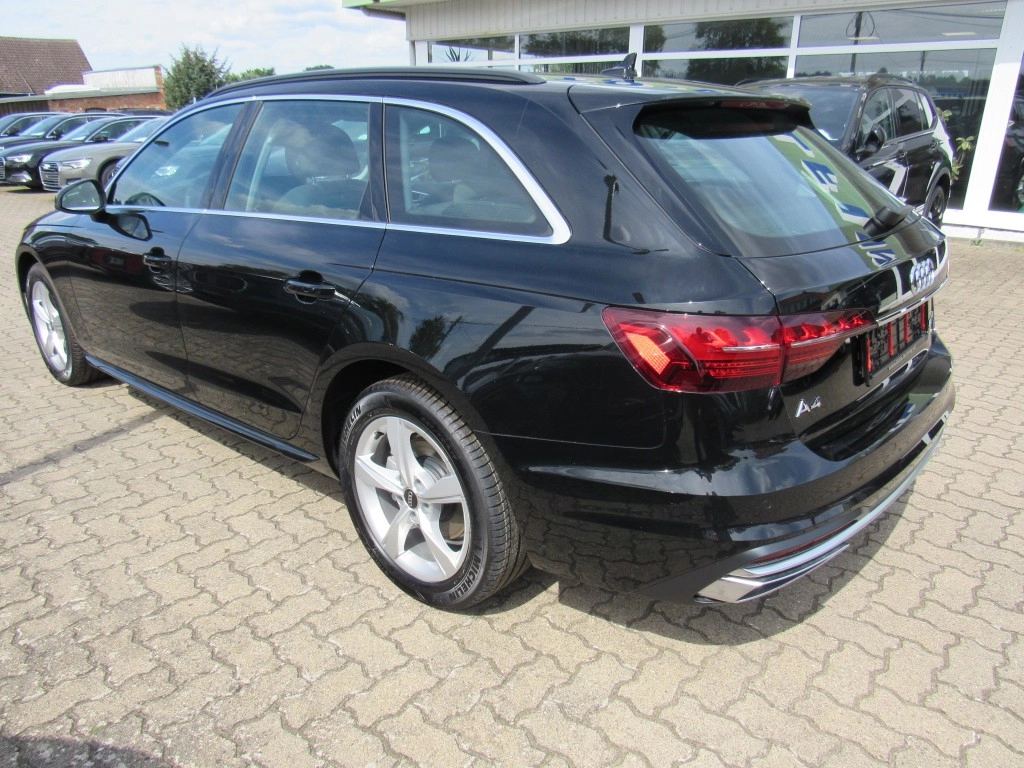 Audi A4 Avant Advanced 40 TFSI S-Tron.,Tour+Stadt+AHK