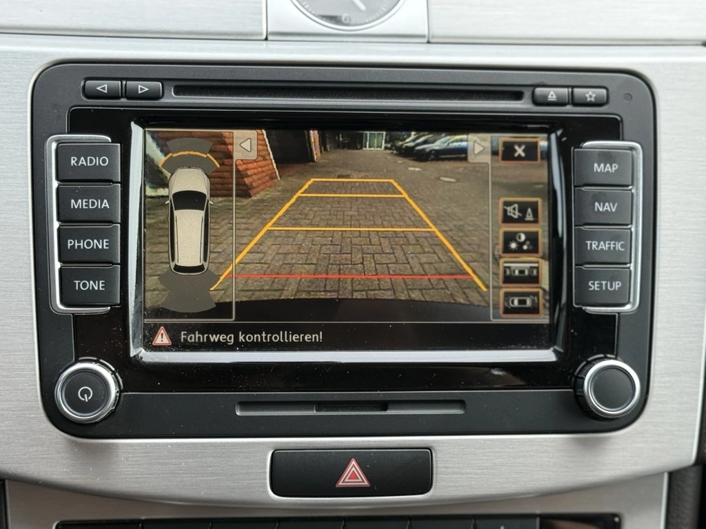 VW Passat Variant 1.4 TSI Highline BlueMotion ACC 