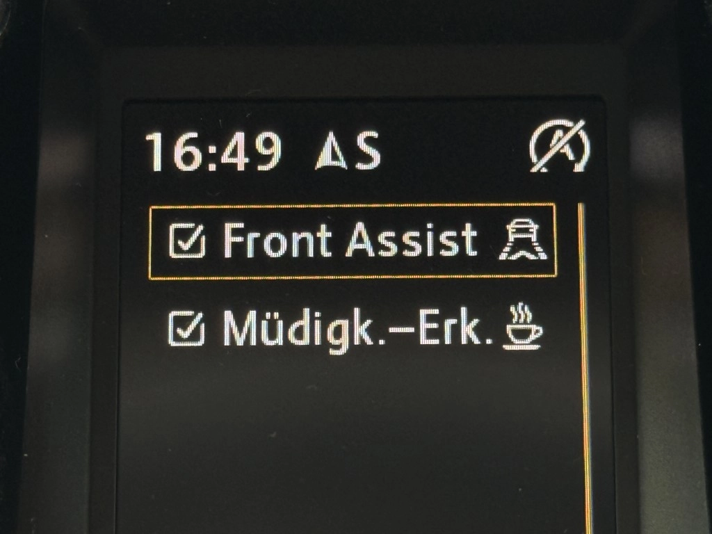 VW Passat Variant 1.4 TSI Highline BlueMotion ACC 