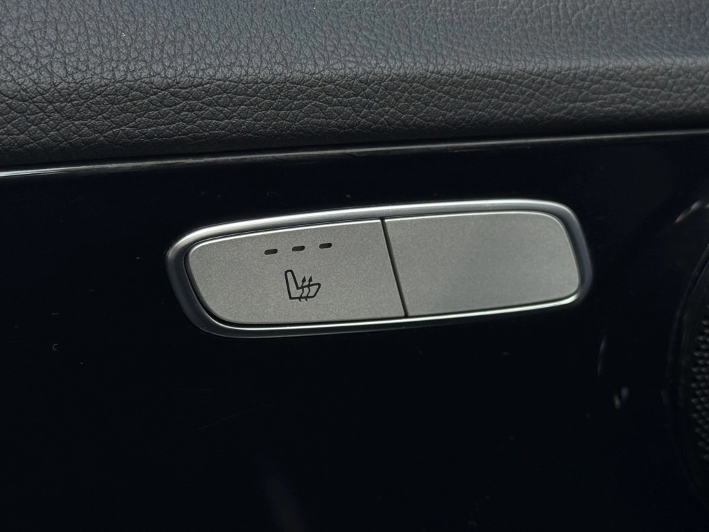 Mercedes-Benz C 200 T CGI Avant el.Heckklappe Leder Navigation