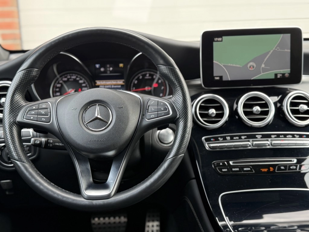 Mercedes-Benz GLC 250 AMG-Line 4Matic Leder Pano nur 68tkm