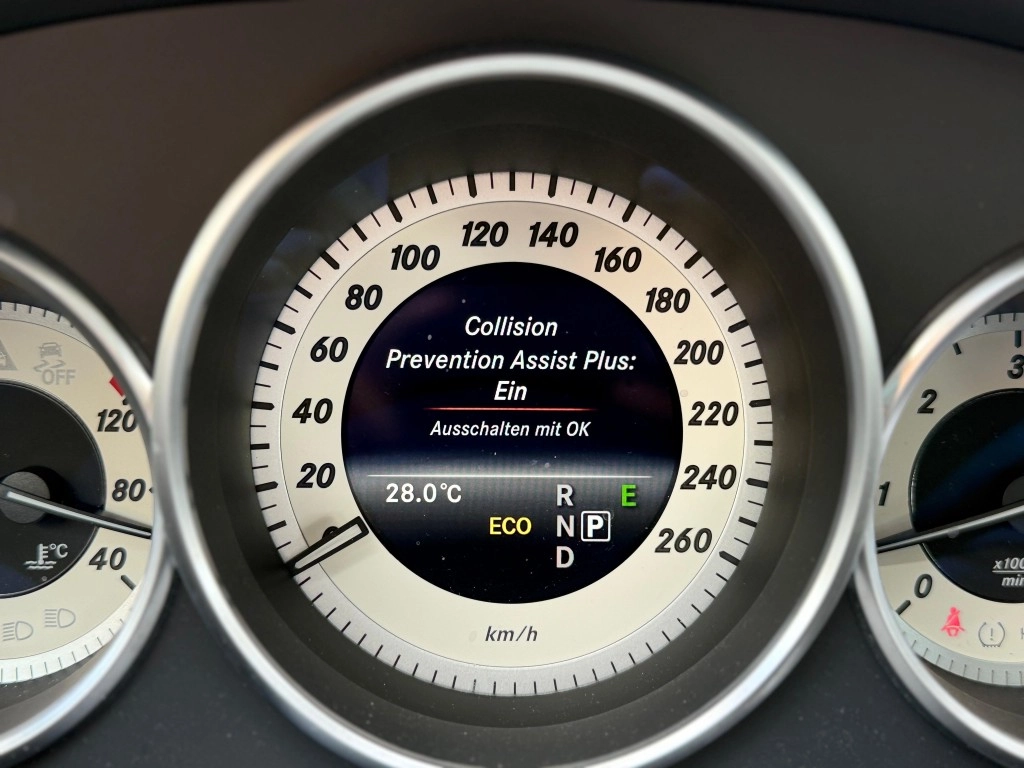 Mercedes-Benz CLS 350 d 4Matic AHK LEDER LED SPURHALTE NAVI