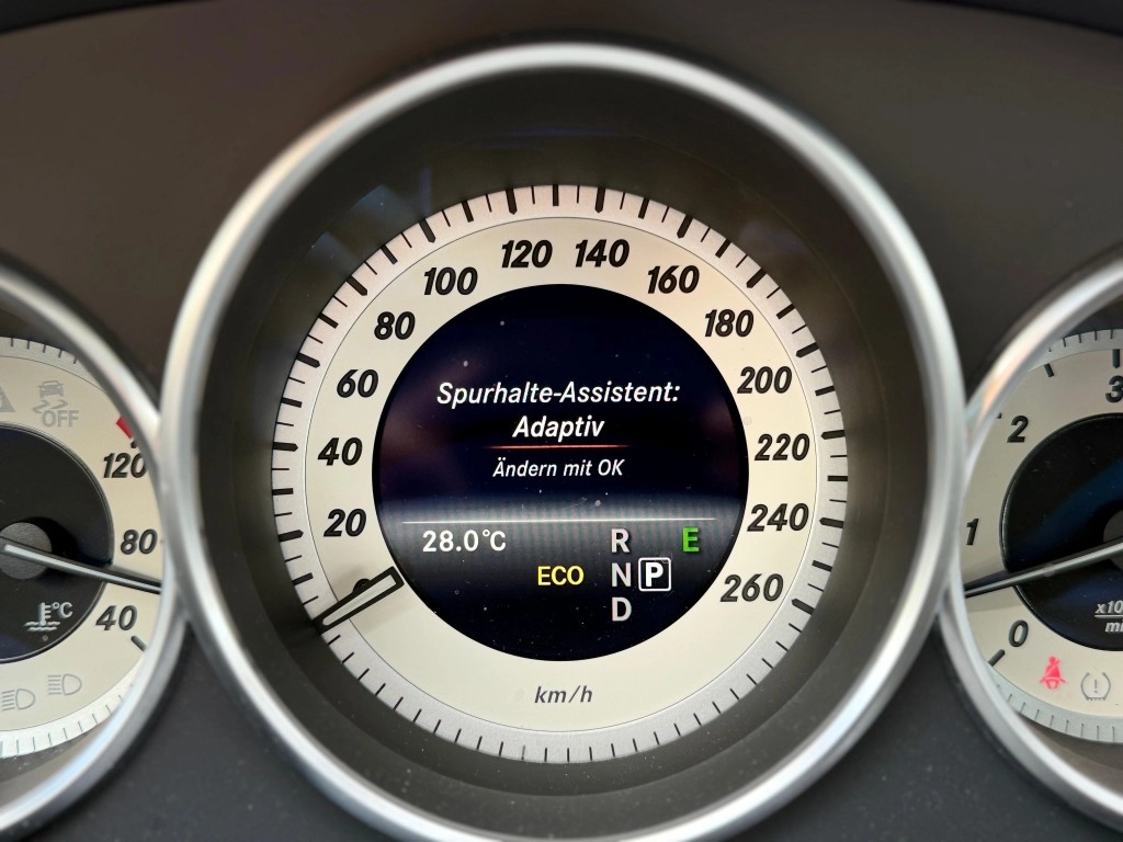 Mercedes-Benz CLS 350 d 4Matic AHK LEDER LED SPURHALTE NAVI