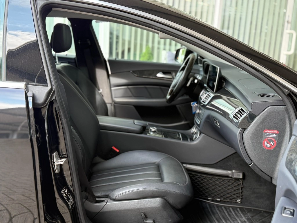 Mercedes-Benz CLS 350 d 4Matic AHK LEDER LED SPURHALTE NAVI