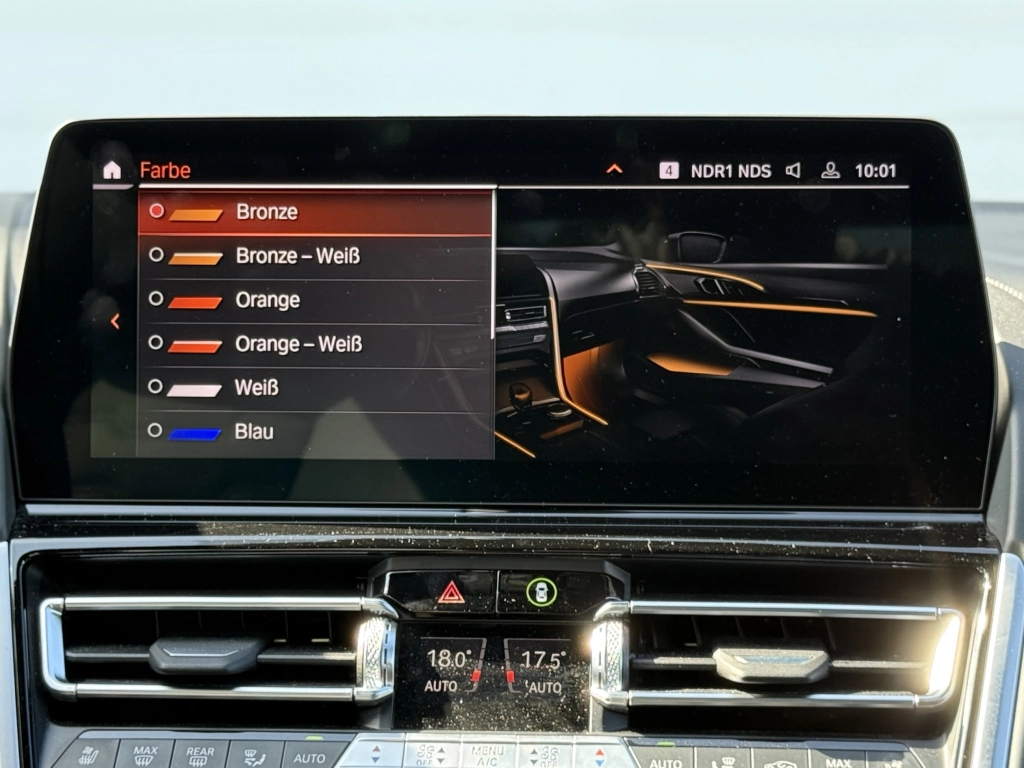 BMW M850 i xDrive PANO ACC LEDER  VOLL!!  1. Hd.