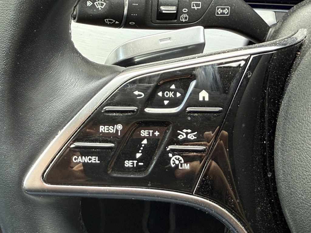 Mercedes-Benz E300 de T Avantgarde ACC Navi Kamera Leder LED