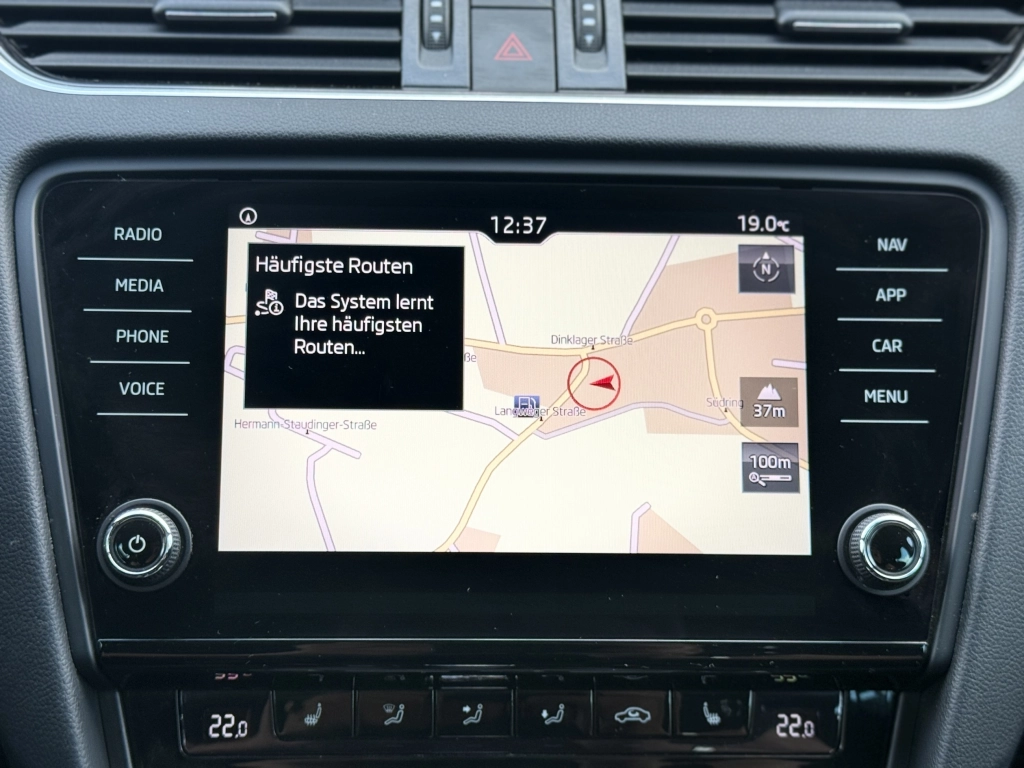 Skoda Octavia Combi Ambition 2,0TDI ACC el. Heckklappe