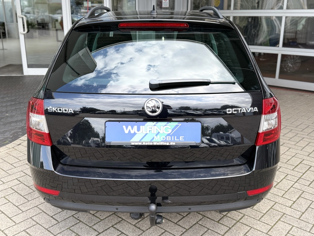 Skoda Octavia Combi Ambition 2,0TDI ACC el. Heckklappe