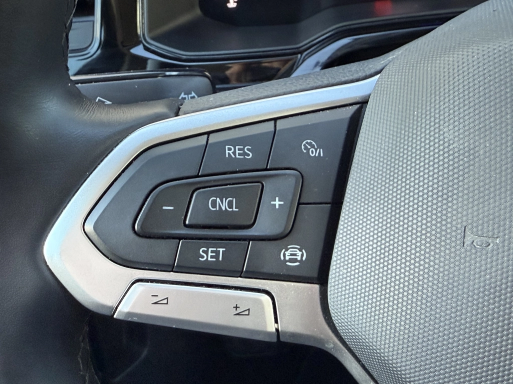 VW Polo 1.0 TSI Life LED,PDC,GRA,RF-Kam.GRA,CarPlay