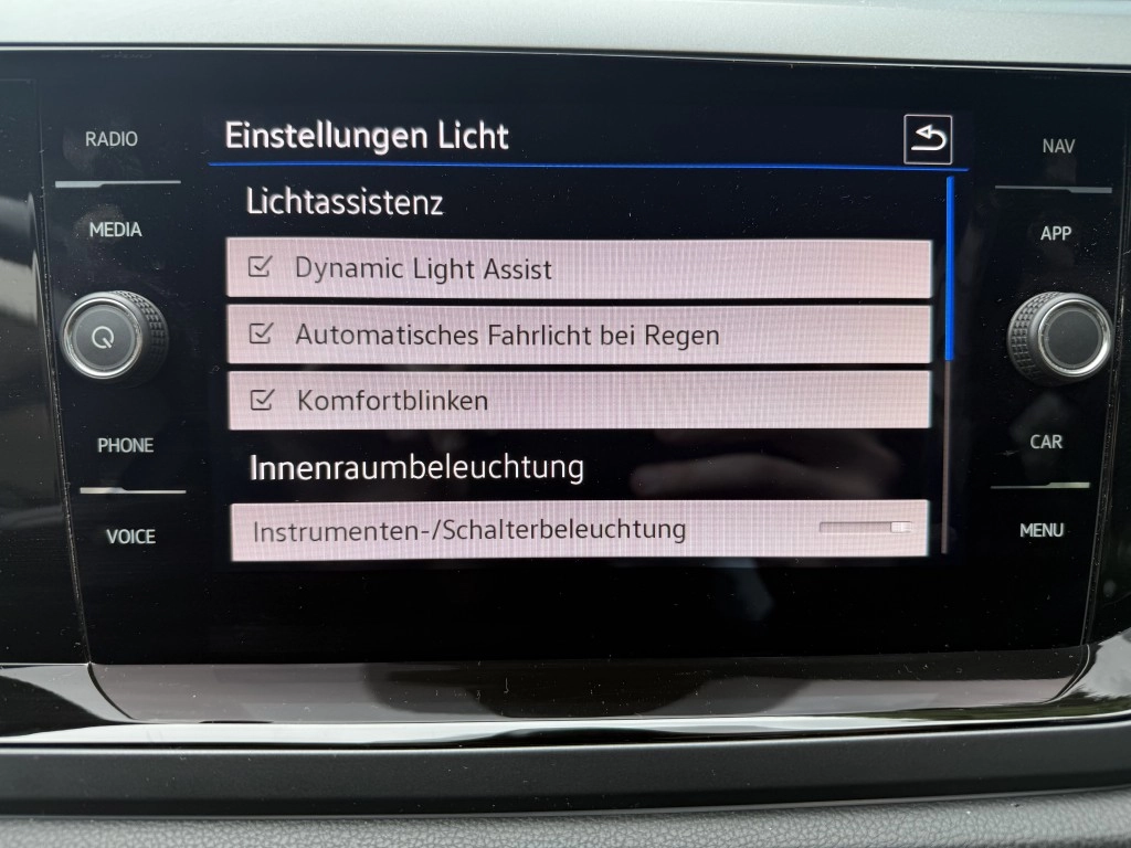 VW Taigo 1.0 TSI-DSG R-LINE, IQ-Drive,Matrix,RFK 