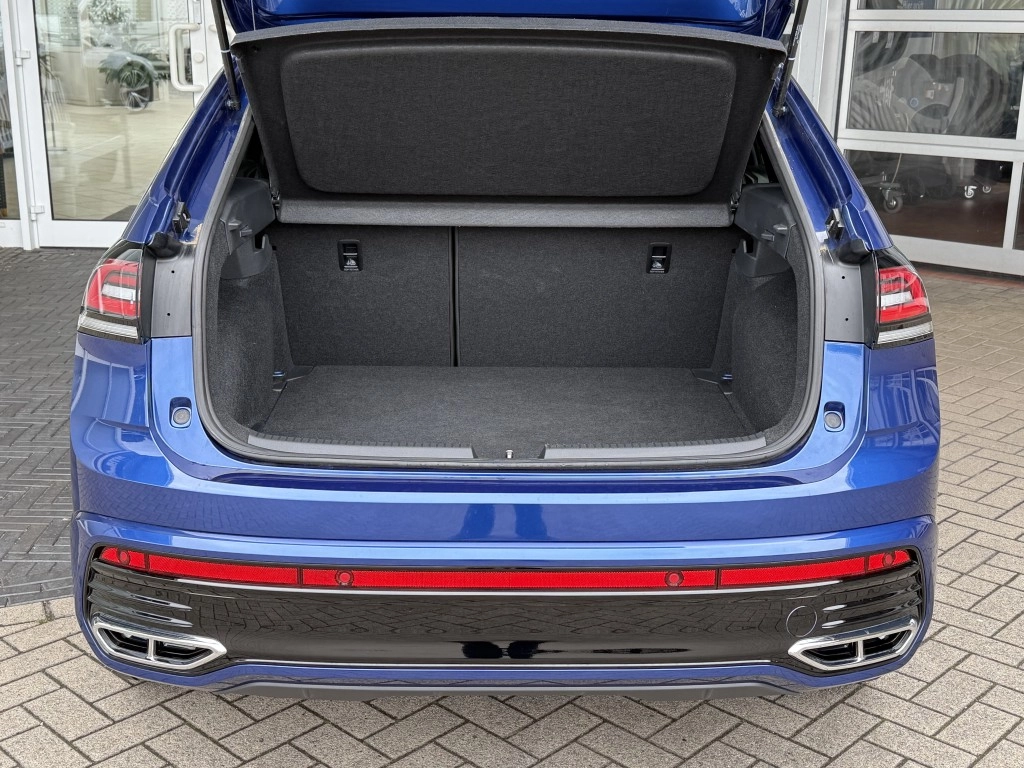 VW Taigo 1.0 TSI-DSG R-LINE, IQ-Drive,Matrix,RFK 