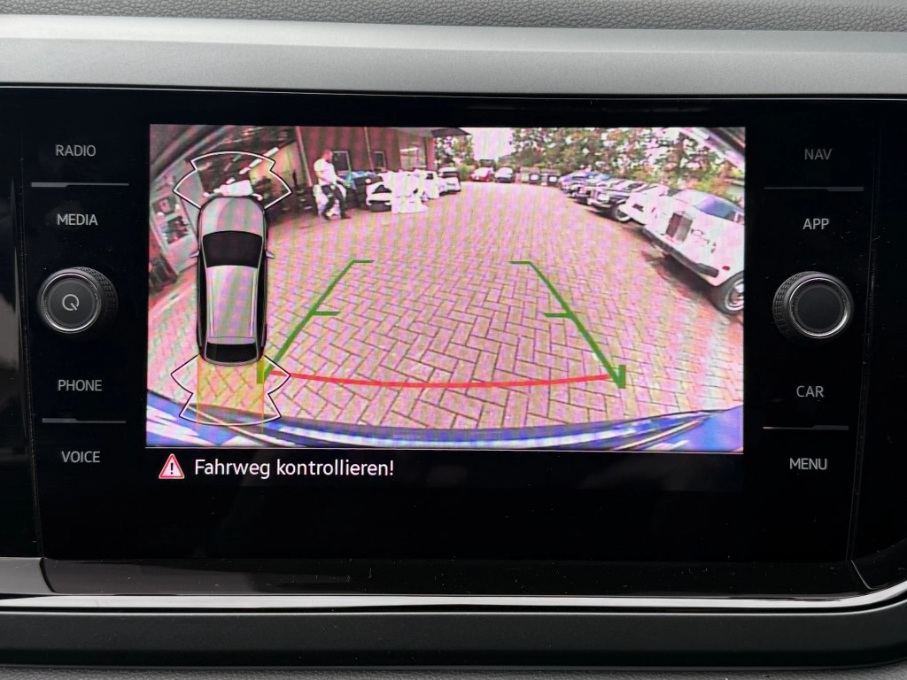 VW Taigo 1.0 TSI-DSG R-LINE, IQ-Drive,Matrix,RFK 