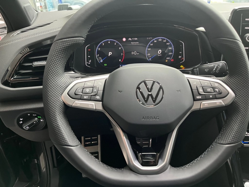 VW T-Roc R-LINE 1.5 TSI-DSG Black+Style,Pan.-Dach