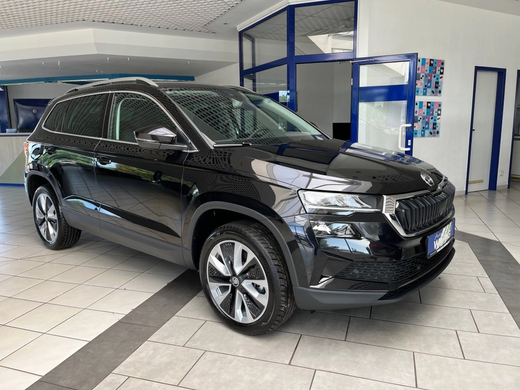 Skoda Karoq 1.5 TSI DSG+AHK+RFK+ACC+Navi+el.Heckkl.++