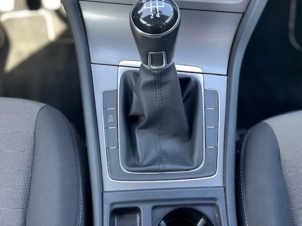 VW Golf VII 1.6 TDI BlueMotion Technology Trendline