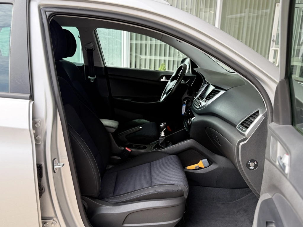 Hyundai TUCSON Trend 2WD Verkehrszeichenerkennug LED AHK