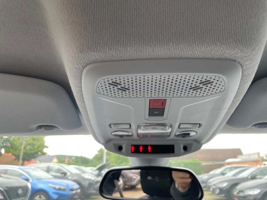Opel Corsa F Elegance Navi Kamera LED PDC Fernlichtas.