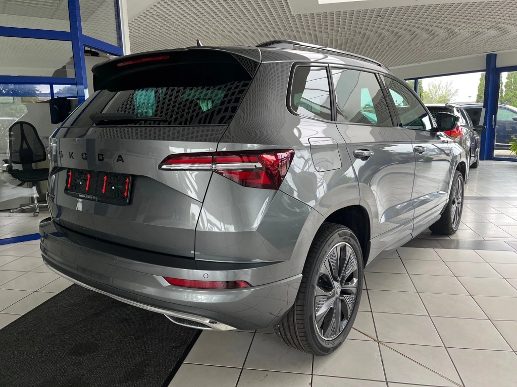Skoda Karoq 1.5 TSI DSG SPORTLINE,Matrix,AHK,ACC,RFK,+