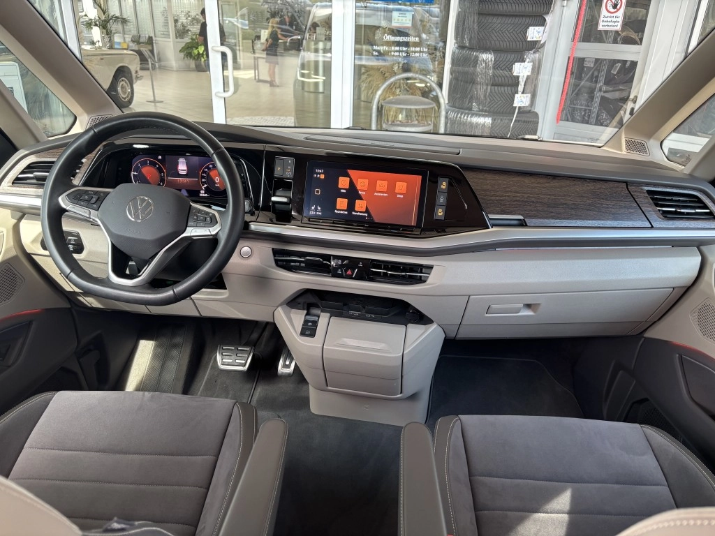 VW T7 Multivan Style 2.0 TDI DSG ACC LED RFK NAVI STHZ 