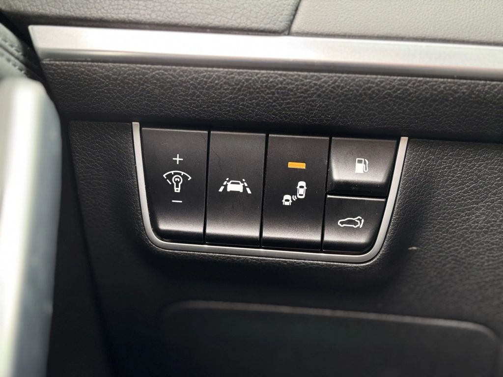 Kia Stinger 3.3 GT 4WD ACC NAVI LED HARMAN-KARDON