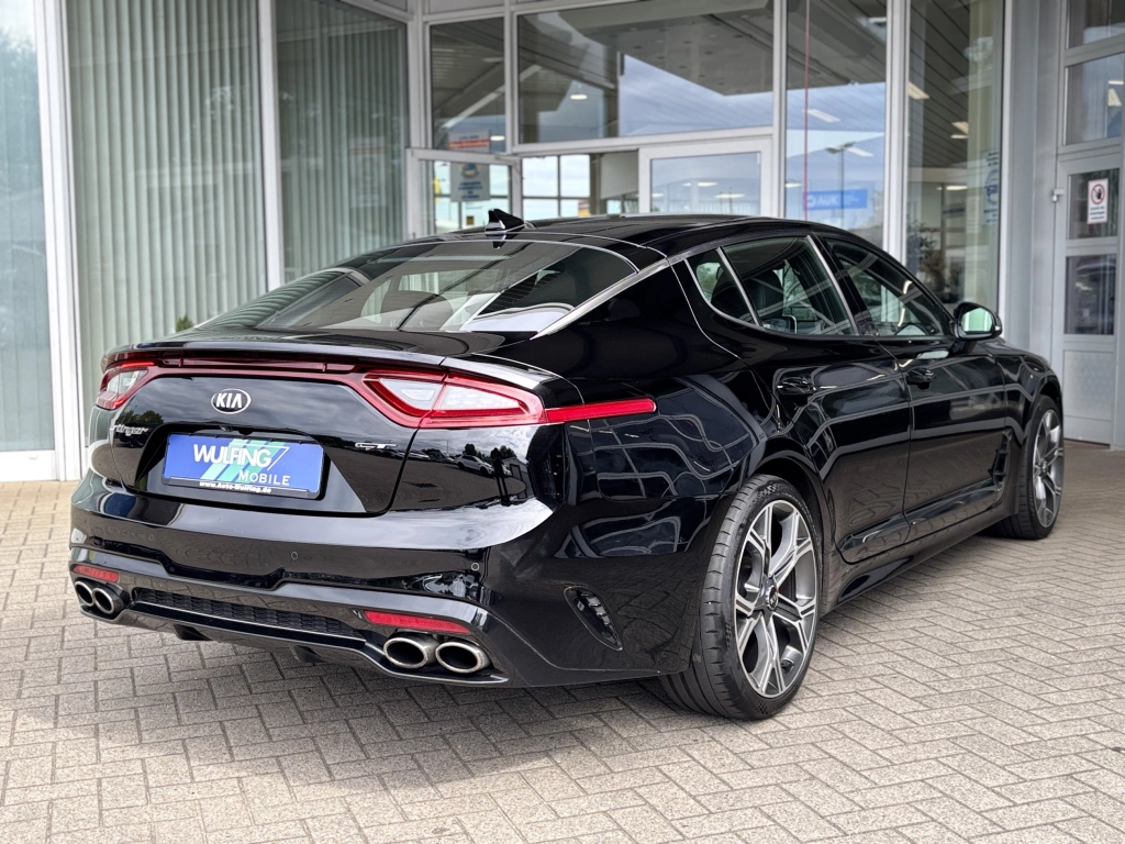 Kia Stinger 3.3 GT 4WD ACC NAVI LED HARMAN-KARDON
