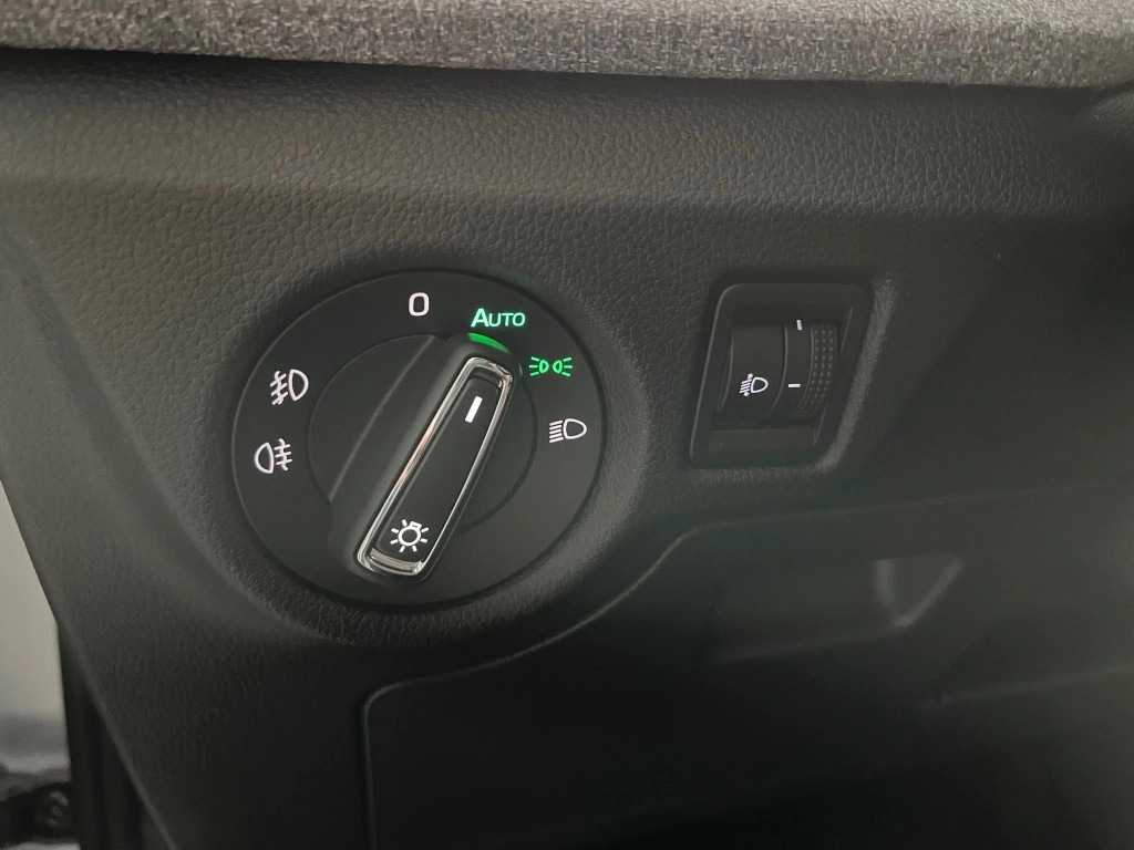 Skoda Kamiq 1.0 TSI DSG-115 Selection Plus
