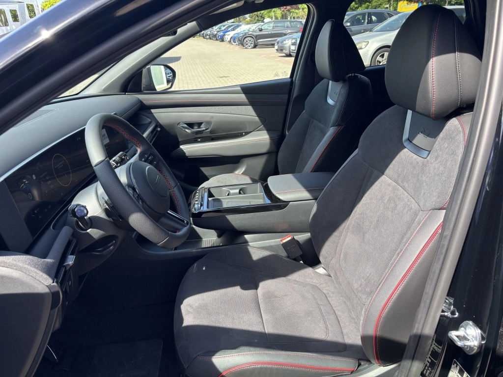 Hyundai TUCSON 1.6 T-GDI-DCT-48V N-LINE Matrix Krell Pano