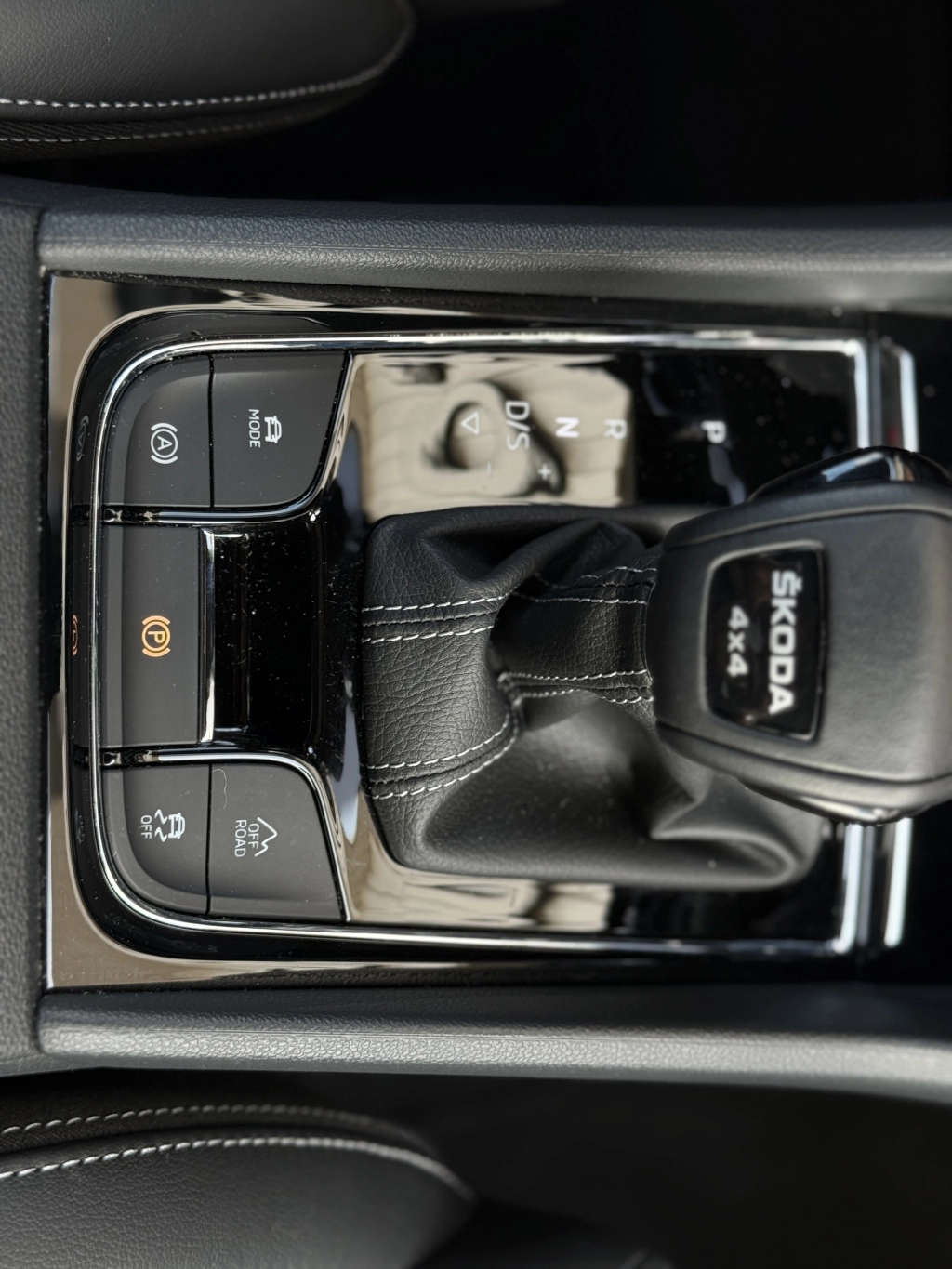Skoda Kodiaq Sportline 4x4 TEMP. LED NAVI CARPLAY 