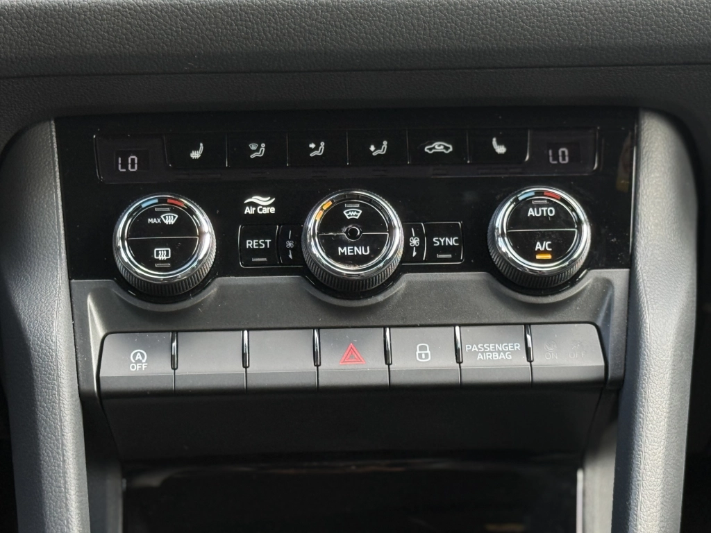 Skoda Kodiaq Sportline 4x4 TEMP. LED NAVI CARPLAY 