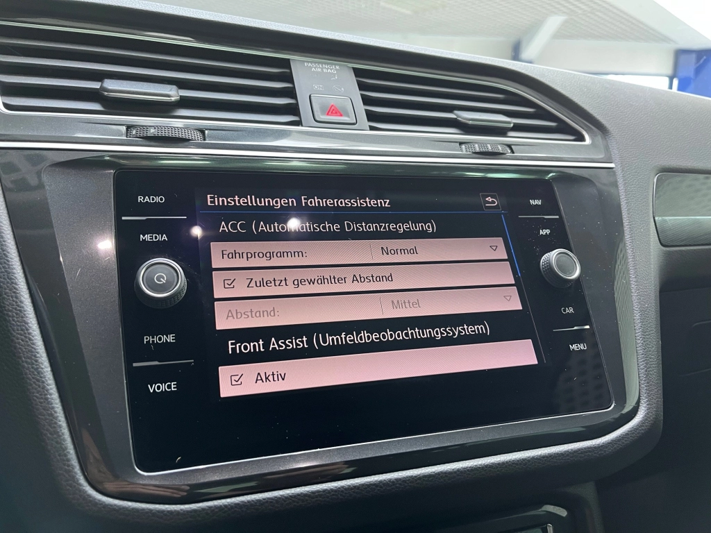 VW Tiguan 1.4 TSI Comfortline,LED,NAVI,ACC,AHK,RFK