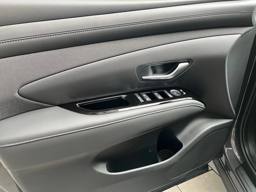 Hyundai TUCSON 1.6 T-GDI-DCT MHEV Trend, Matrix-LED,+++