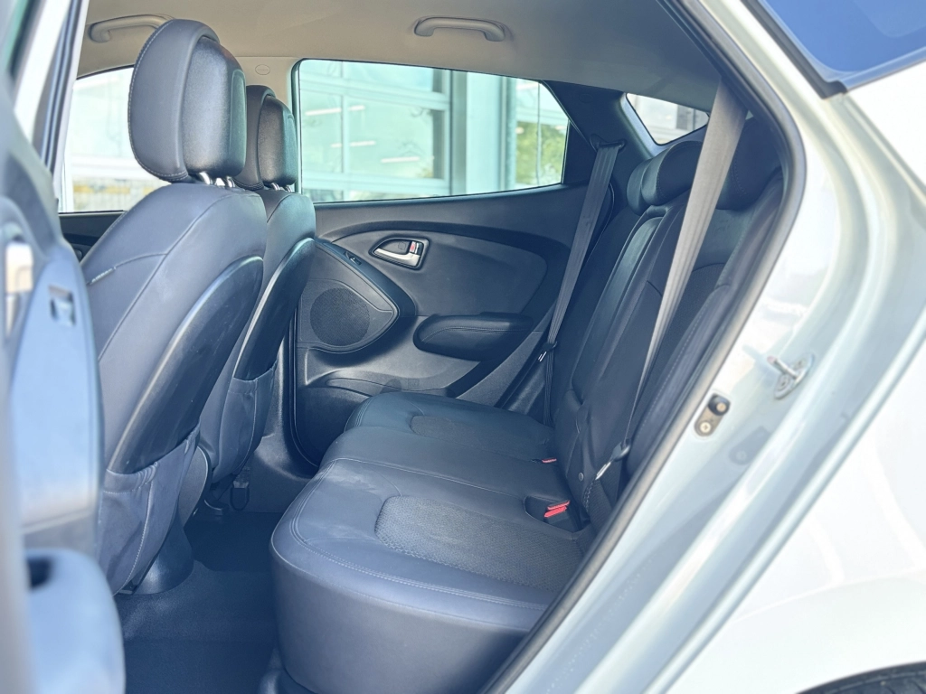 Hyundai ix35 2.0 Automatik NAVI KLIMA TEMPOMAT BLUETOOTH