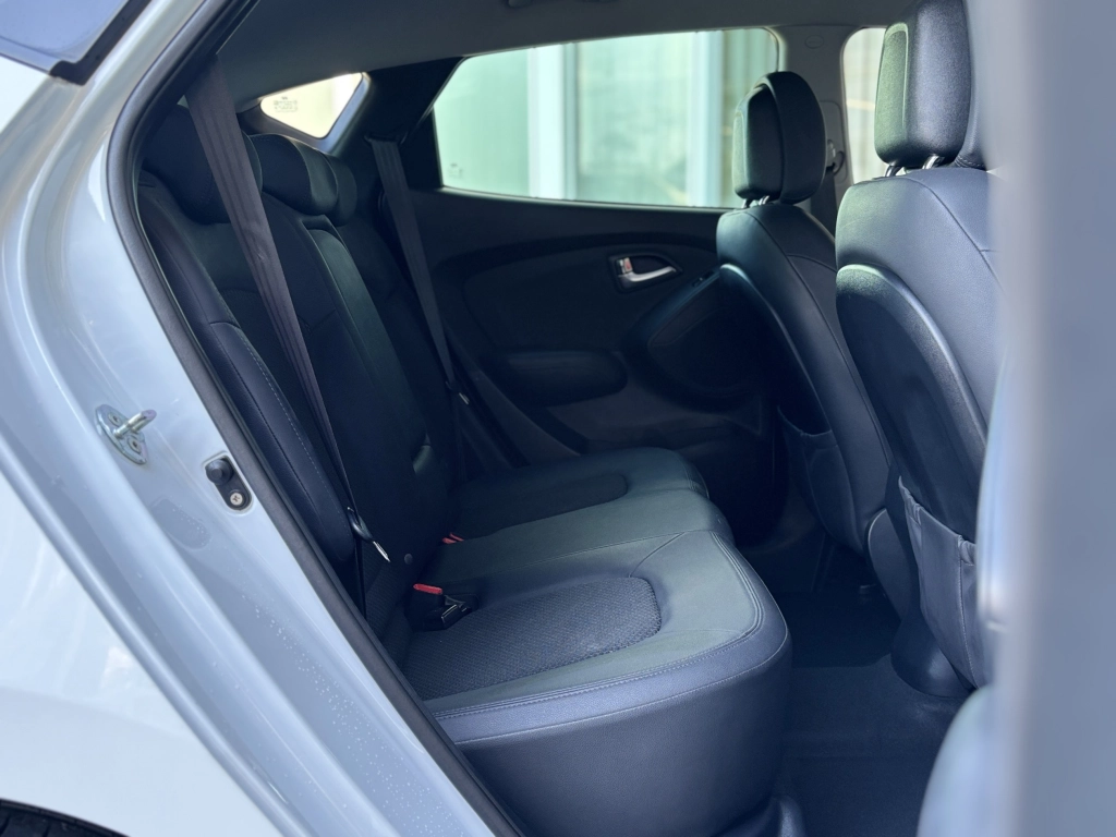 Hyundai ix35 2.0 Automatik NAVI KLIMA TEMPOMAT BLUETOOTH