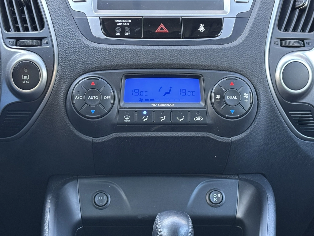 Hyundai ix35 2.0 Automatik NAVI KLIMA TEMPOMAT BLUETOOTH