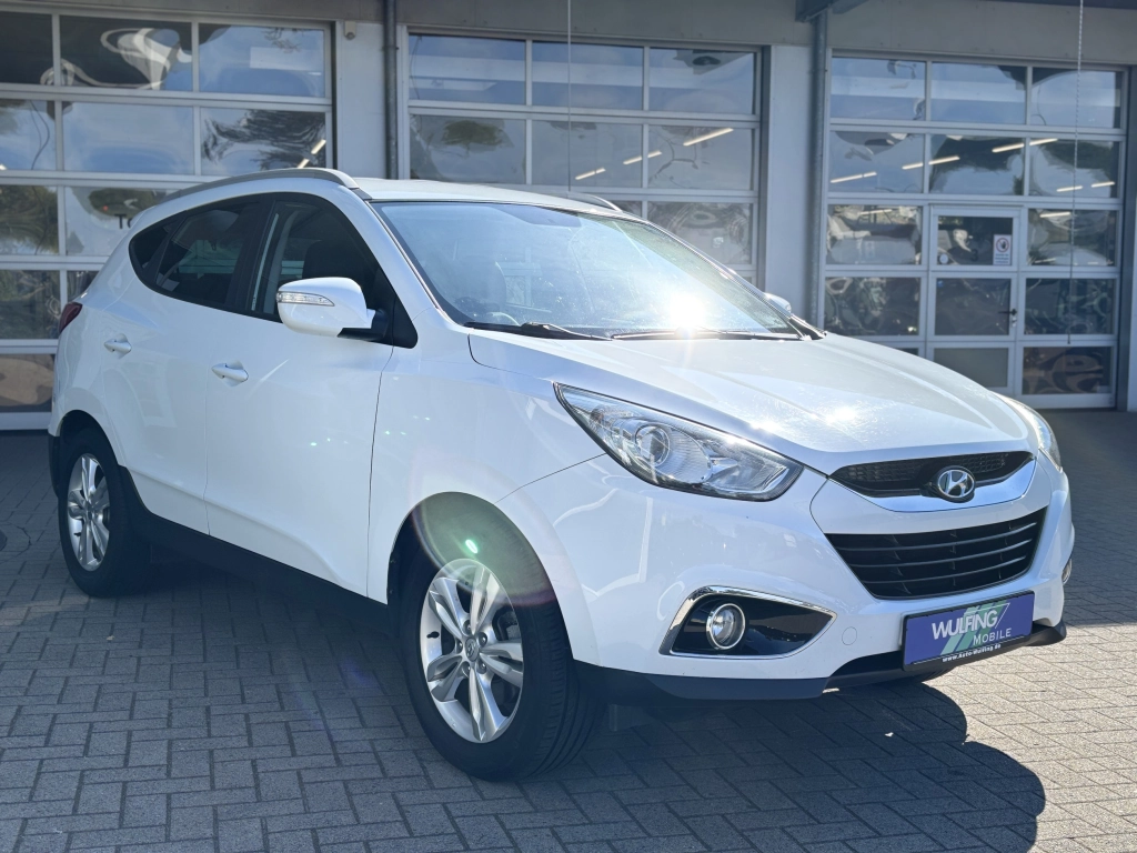 Hyundai ix35 2.0 Automatik NAVI KLIMA TEMPOMAT BLUETOOTH