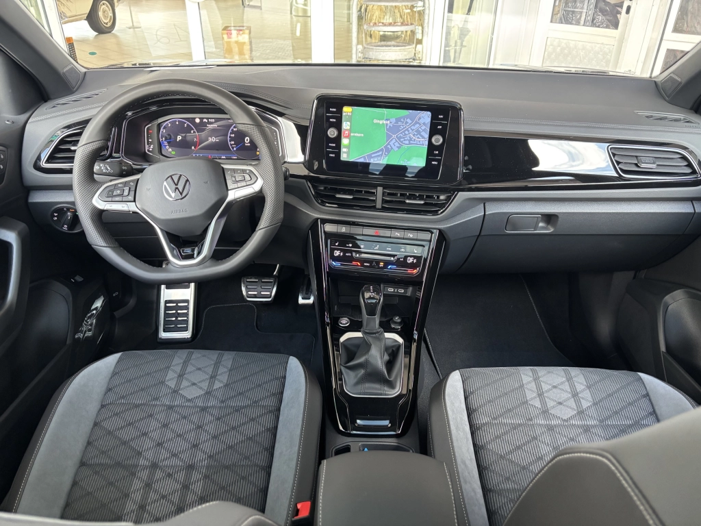 VW T-Roc R-LINE 1.5 TSI-DSG Black+Style,Pan.-Dach