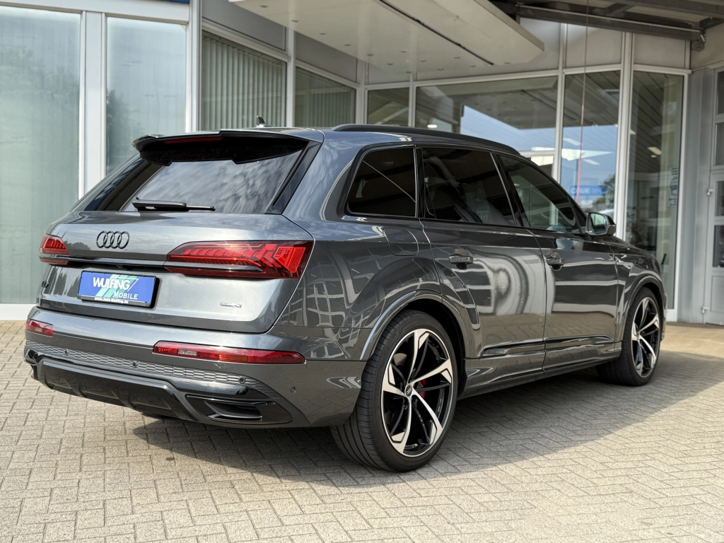 Audi Q7 50TDI S-LINE Competition Plus 7-Si. VOLL!
