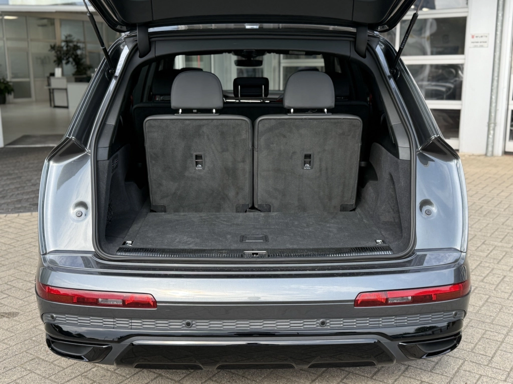 Audi Q7 50TDI S-LINE Competition Plus 7-Si. VOLL!
