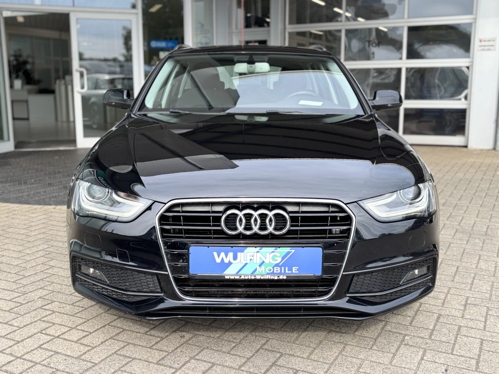 Audi A4 Avant 2.0 TDI S-Tronic S-line BI-XENON TEMP