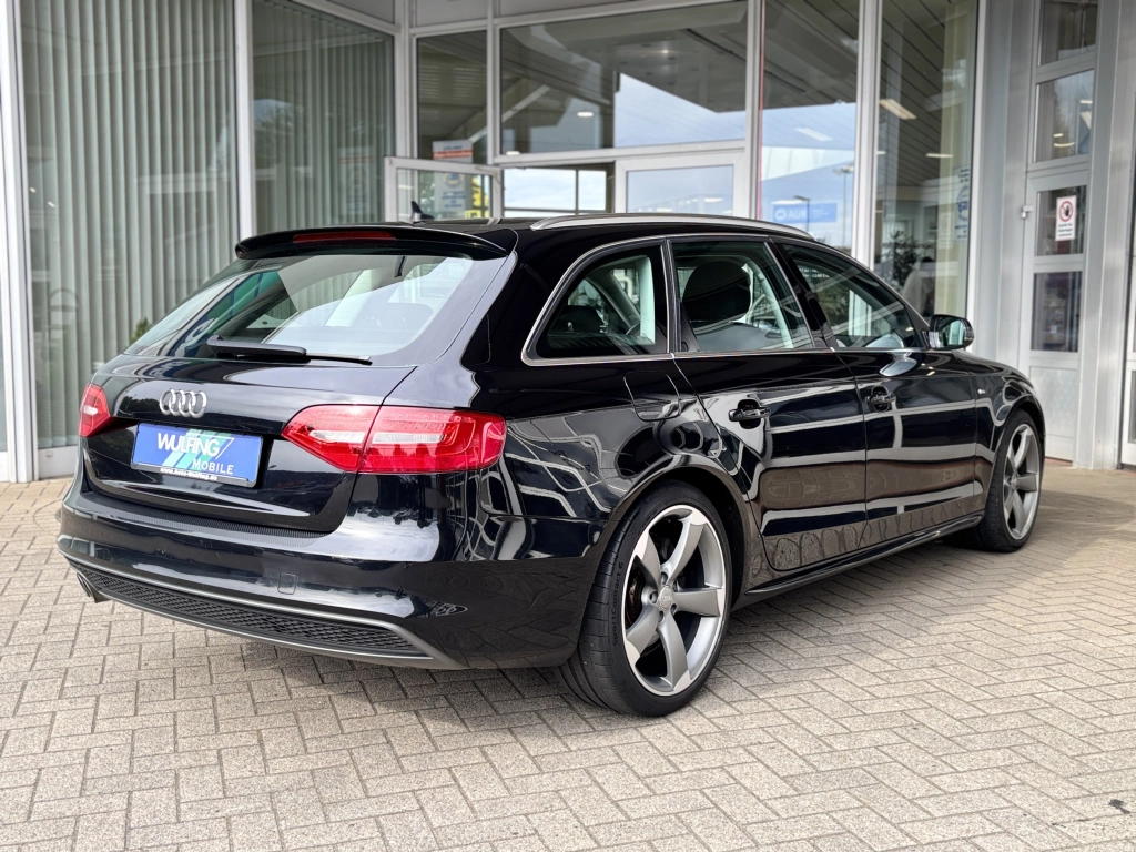 Audi A4 Avant 2.0 TDI S-Tronic S-line BI-XENON TEMP