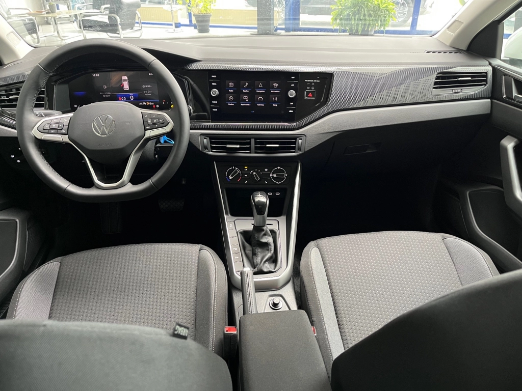 VW Polo Life 1.0 TSI-DSG,IQ-Drive,Park,Sitzheiz,LED