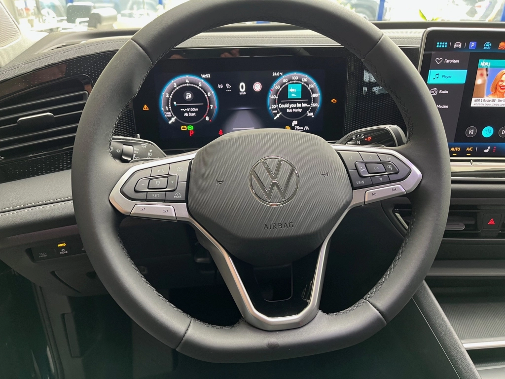 VW Tiguan 1.5 eTSI-DSG,Life,LED+,Komfort,AHK,18-Zoll