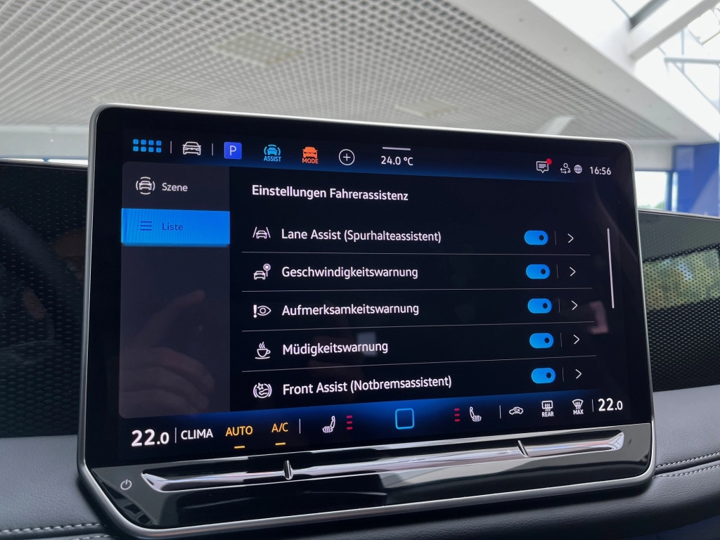 VW Tiguan 1.5 eTSI-DSG,Life,LED+,Komfort,AHK,18-Zoll