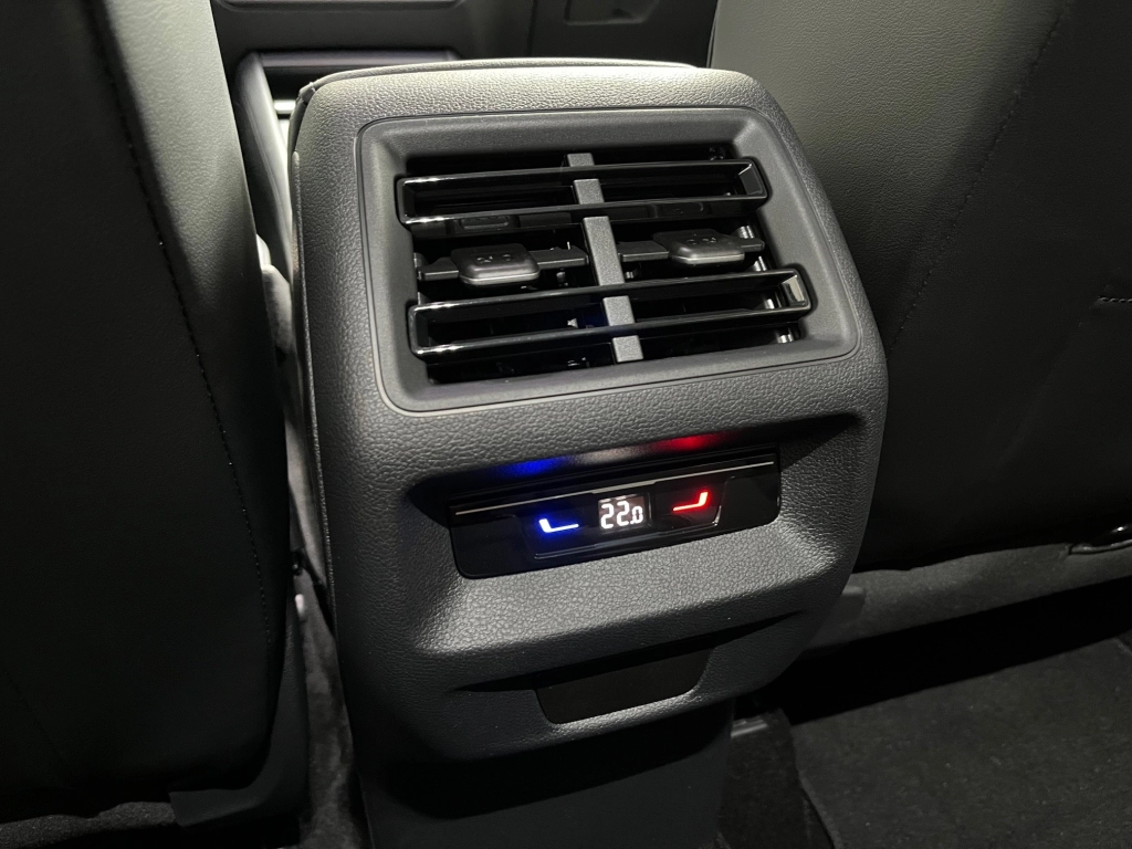 VW Tiguan 1.5 eTSI-DSG,Life,LED+,Komfort,AHK,18-Zoll