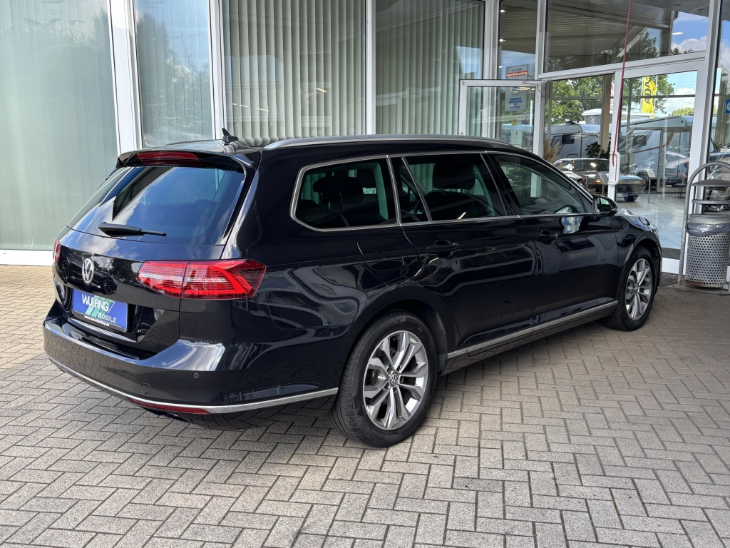 VW Passat Variant 1.8 TSI-DSG Highline ACC AHK LED