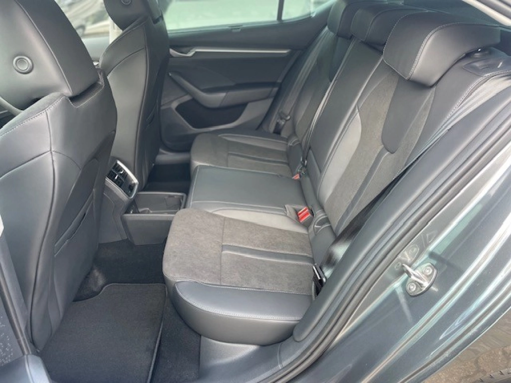 Skoda Octavia 1.5 TSI mHEV-DSG TOP-SELECTION 