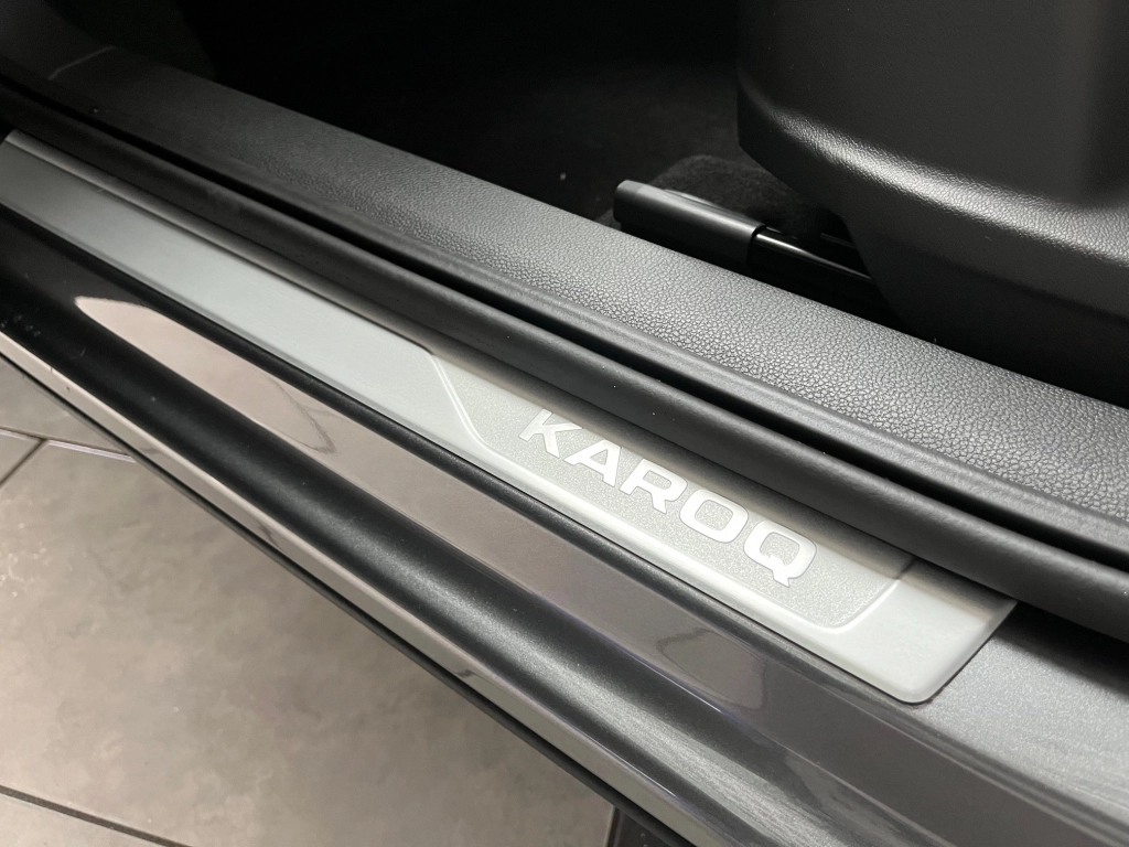 Skoda Karoq 1.5 TSI DSG+AHK+RFK+ACC+Navi+el.Heckkl.++