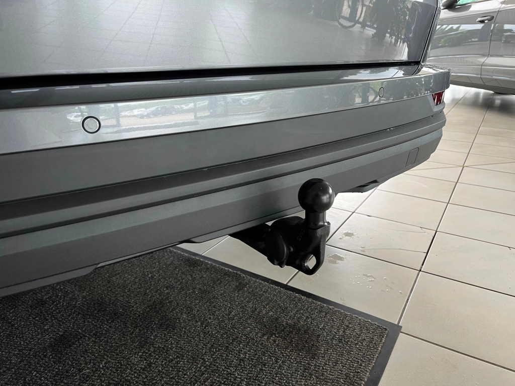 Skoda Karoq 1.5 TSI DSG+AHK+RFK+ACC+Navi+el.Heckkl.++