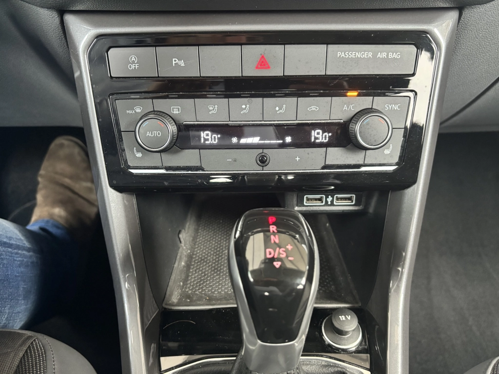 VW T-Cross Style 1.0TSI R-Line ACC LED PDC Ambiente